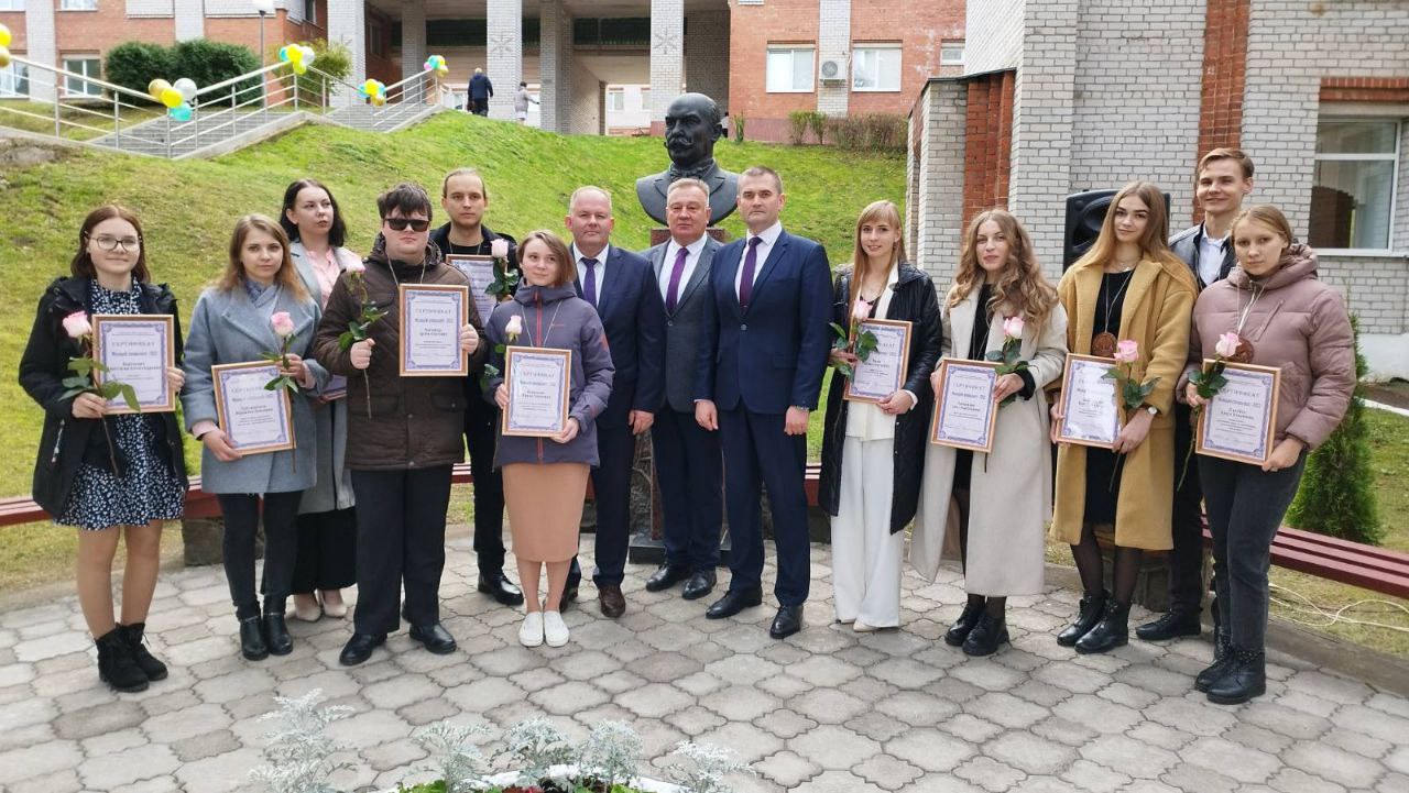 Глава Витебского облздрава М.Л.Вишневецкий принял участие в церемонии  посвящения в профессию молодых специалистов УЗ «Браславская ЦРБ»